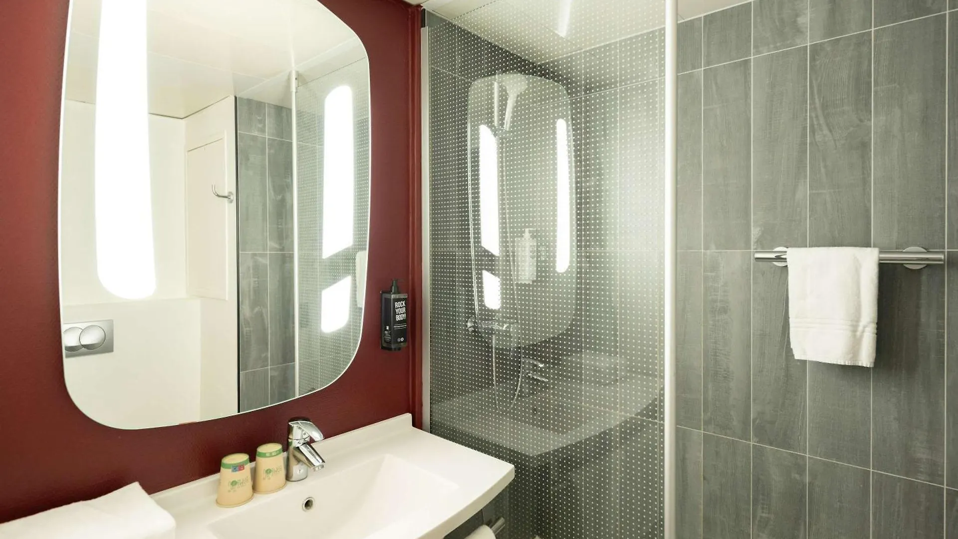 ***  ibis Paris Gare de Lyon Ledru Rollin Otel Fransa