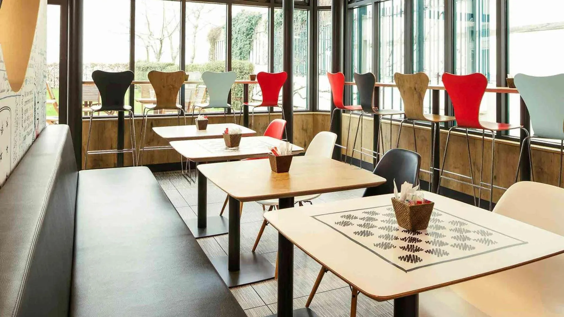 Ibis Paris Gare De Lyon Ledru Rollin Hotel 3*,